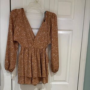 Women's Brown Paisley V-Neck Top